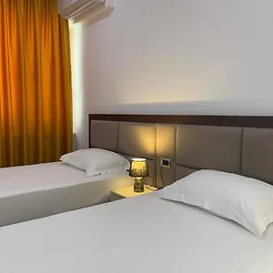 3b Boutique Saranda